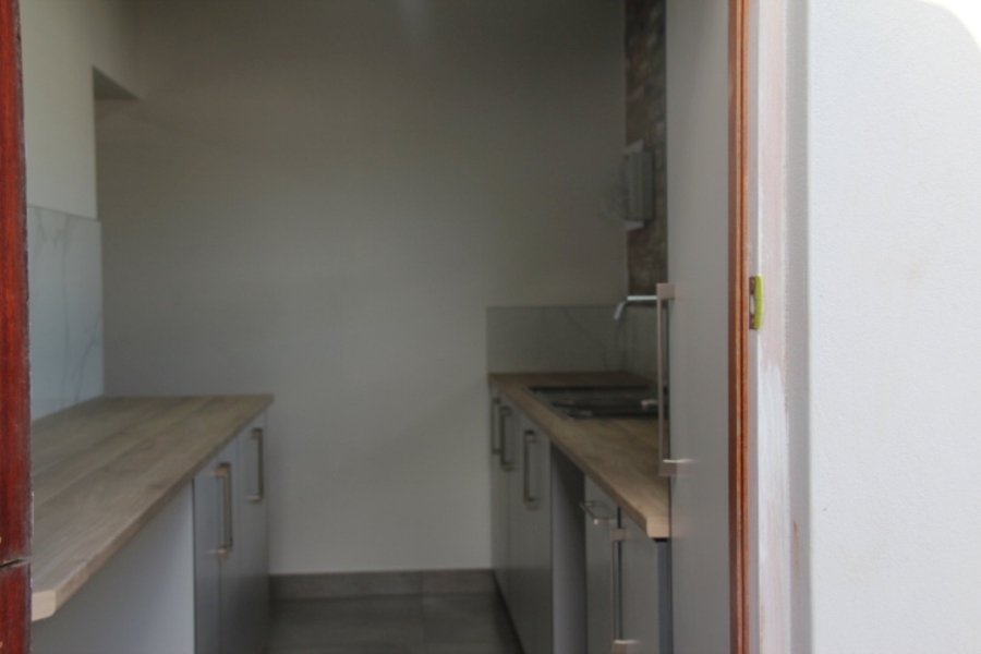 To Let 4 Bedroom Property for Rent in Dormehls Drift Western Cape